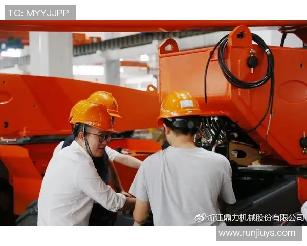 武汉网球队团队协作的创新变革与热议探讨 武汉网球队团队协作的创新变革与热议探讨